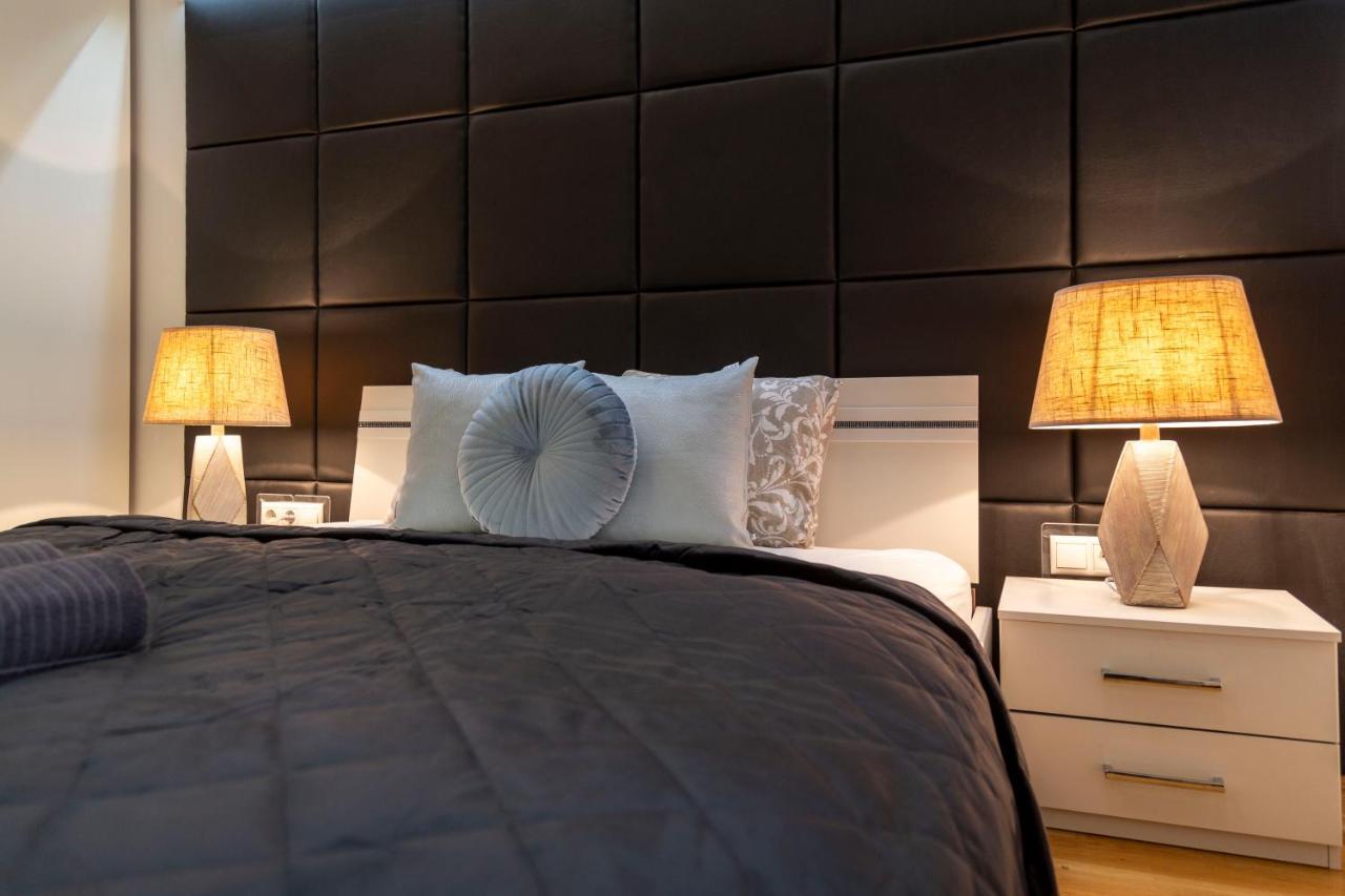 Luxurious & Spacious Downtown Residence In Liszt Ferenc Square Budapest Extérieur photo