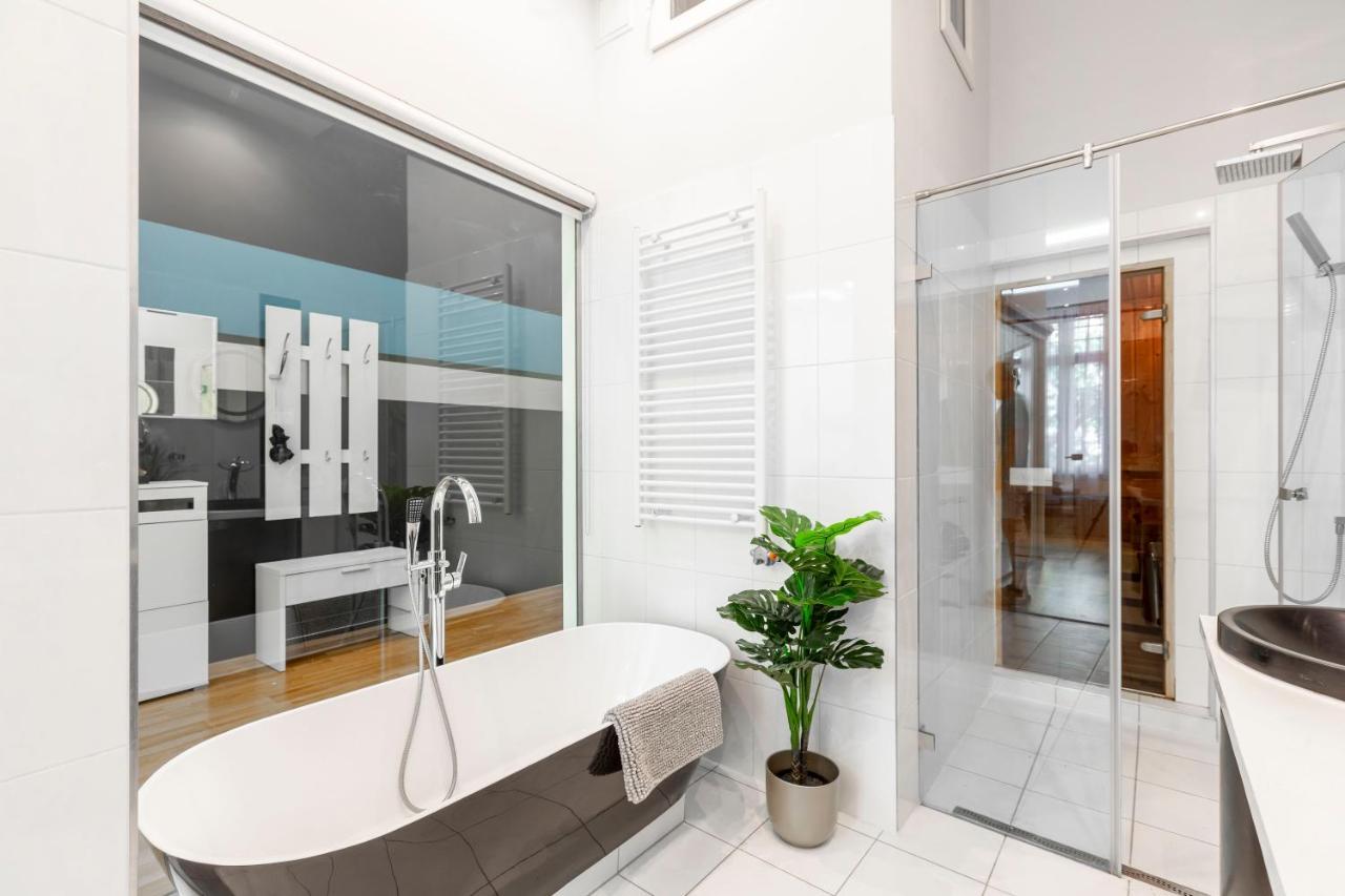 Luxurious & Spacious Downtown Residence In Liszt Ferenc Square Budapest Extérieur photo