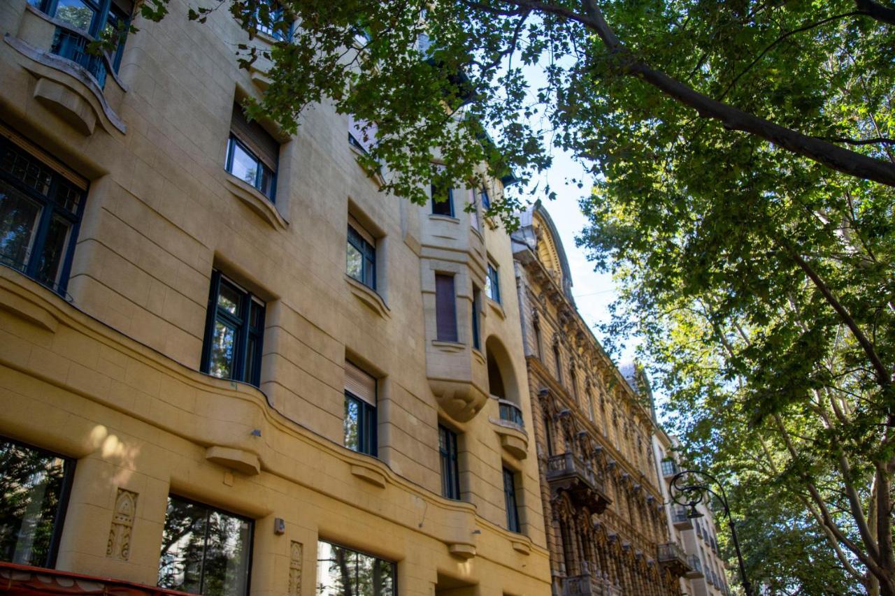 Luxurious & Spacious Downtown Residence In Liszt Ferenc Square Budapest Extérieur photo