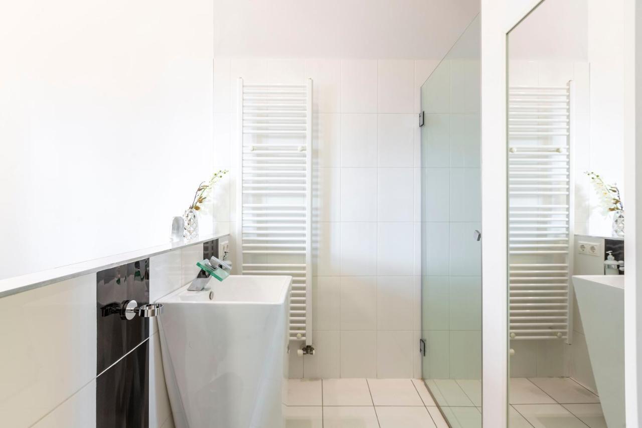 Luxurious & Spacious Downtown Residence In Liszt Ferenc Square Budapest Extérieur photo